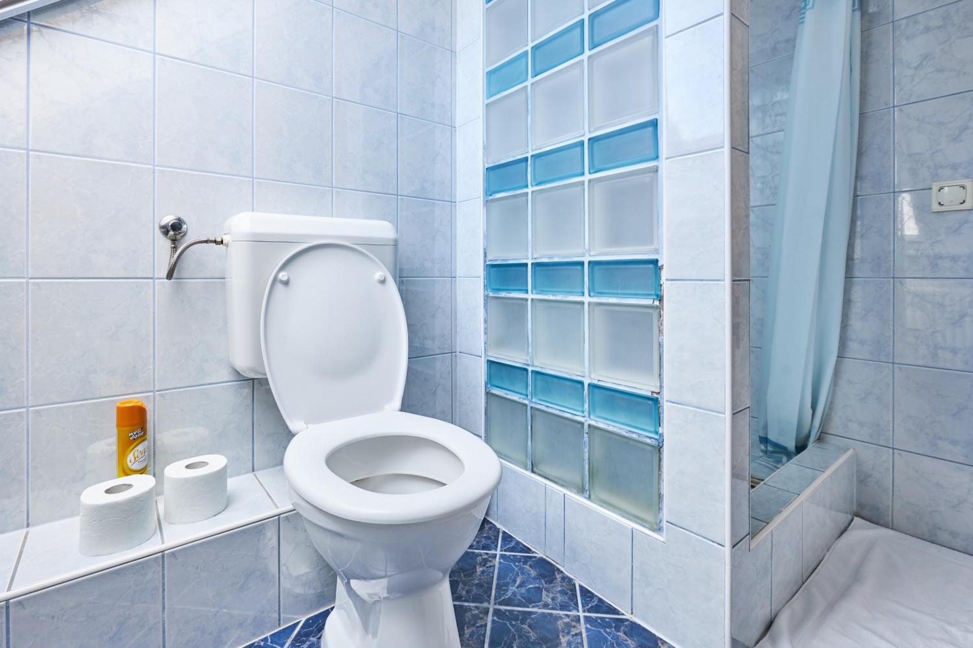 Ada Apartmanhaz Hajdúszoboszló Buitenkant foto
