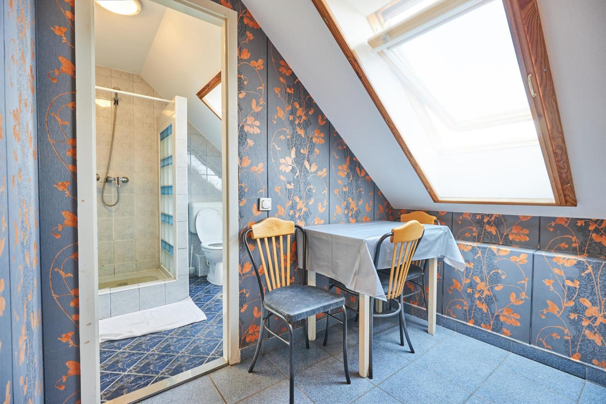 Ada Apartmanhaz Hajdúszoboszló Buitenkant foto