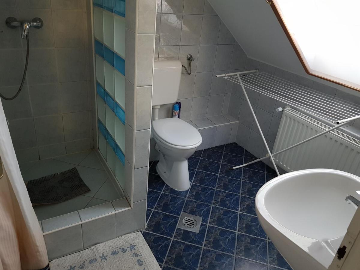 Ada Apartmanhaz Hajdúszoboszló Buitenkant foto